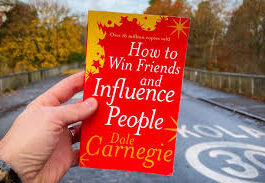 HOW TO WIN FRIENDS AND INFLUENCE PEOPLE